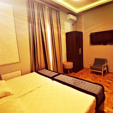 La Casa Hotel 耶烈万 客房 照片