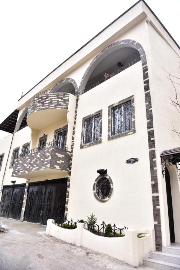 La Casa Hotel 耶烈万 外观 照片