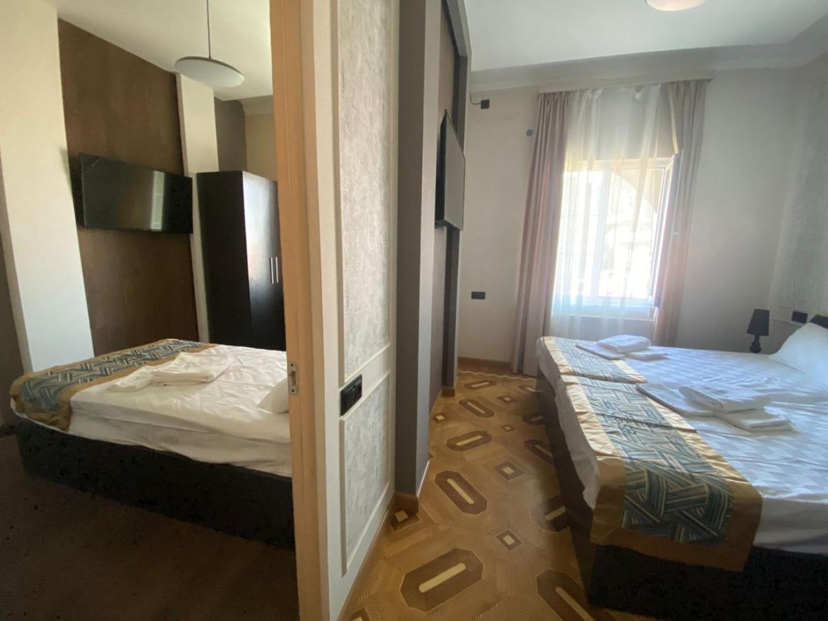 La Casa Hotel 耶烈万 外观 照片