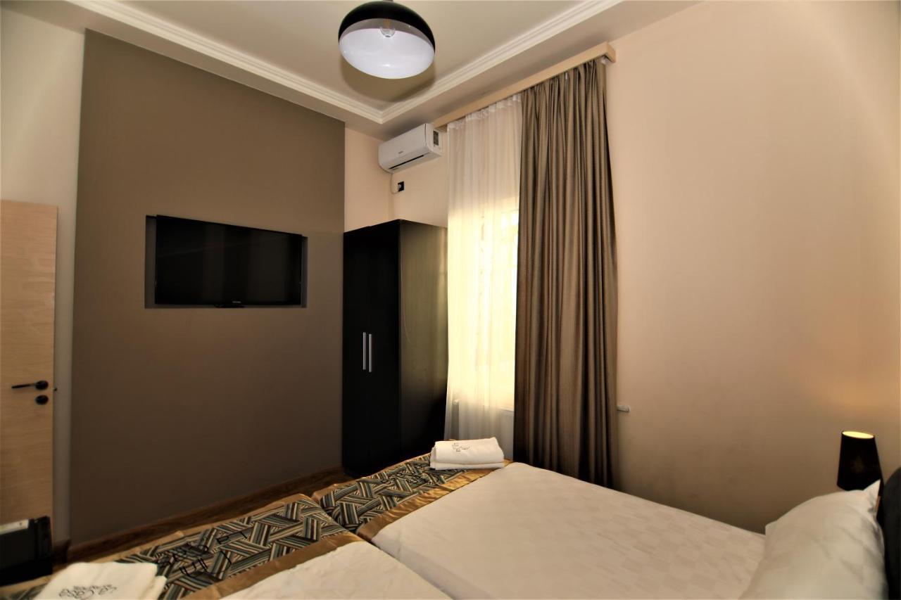 La Casa Hotel 耶烈万 外观 照片