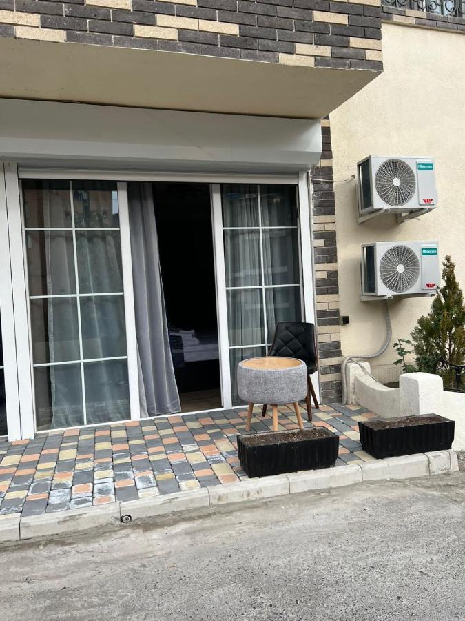 La Casa Hotel 耶烈万 外观 照片