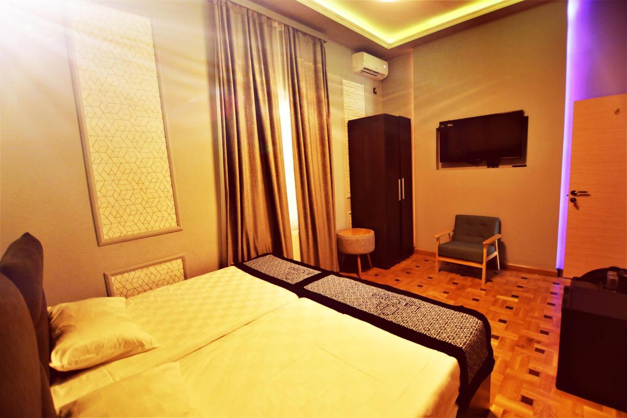 La Casa Hotel 耶烈万 客房 照片